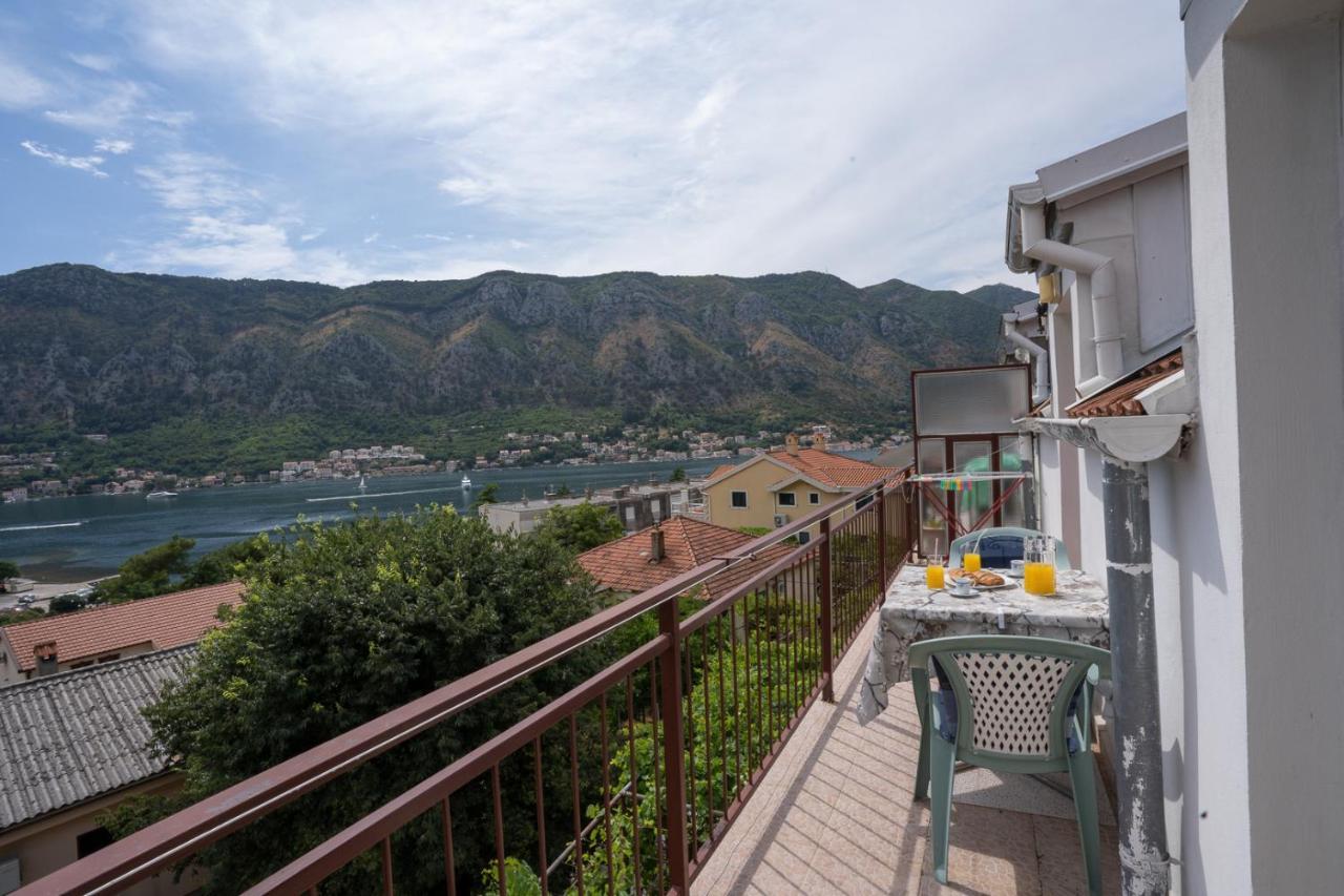 Albatros Apartment Котор Екстериор снимка