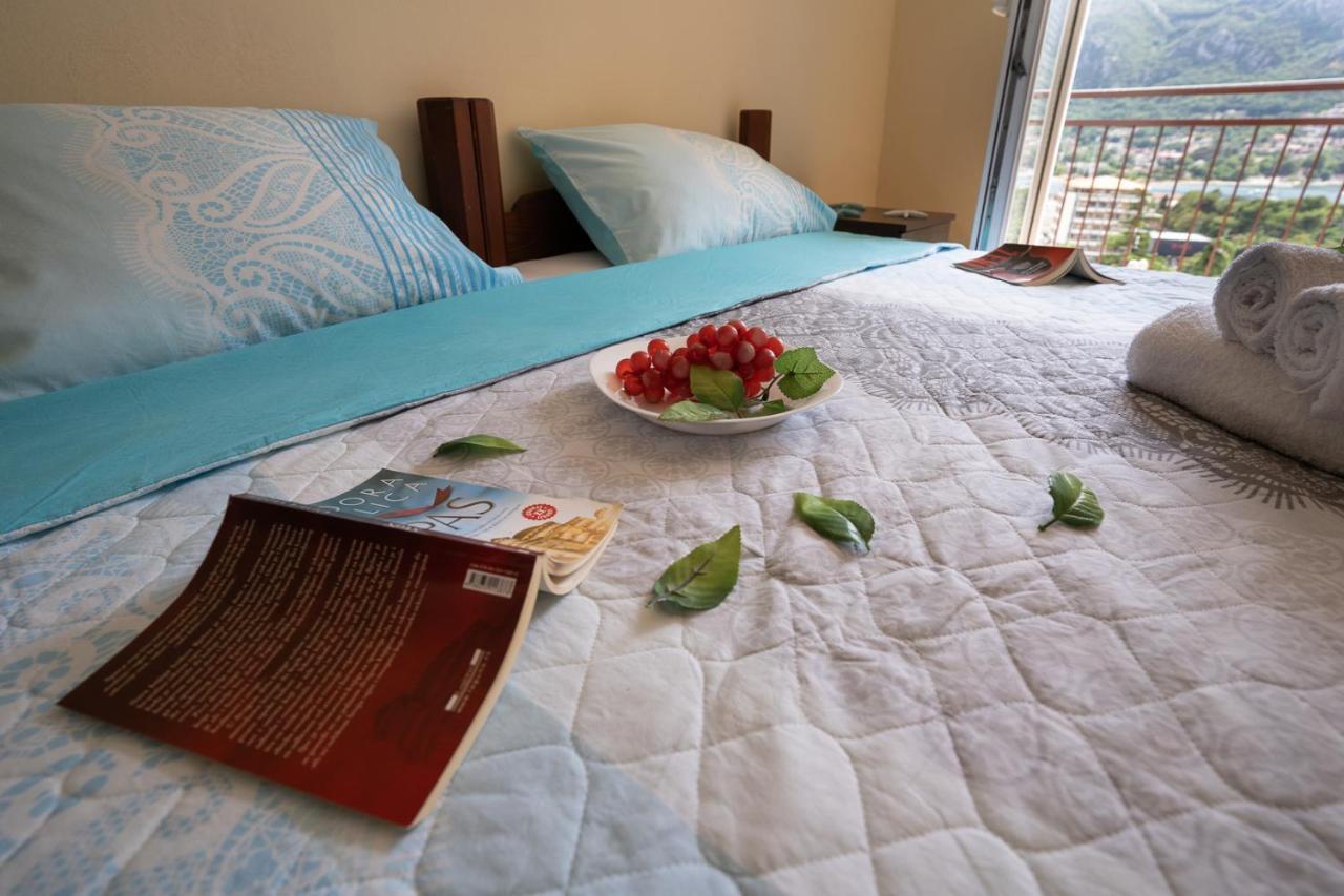 Albatros Apartment Котор Екстериор снимка